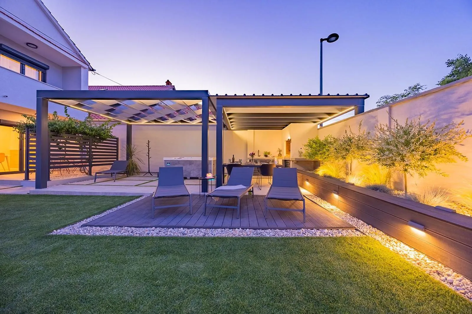 Bella Zara Lux Apartment With Jacuzzi, Grill & Garden Croatia
